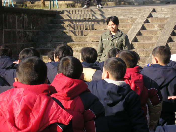 晏阳初研究会邱建生先生来学校调研