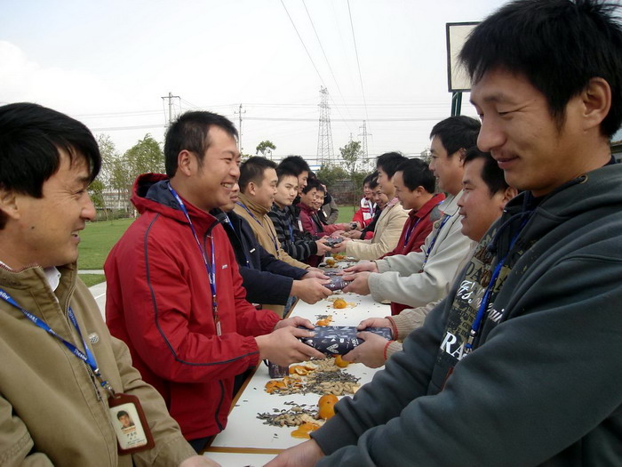 送上感恩礼物